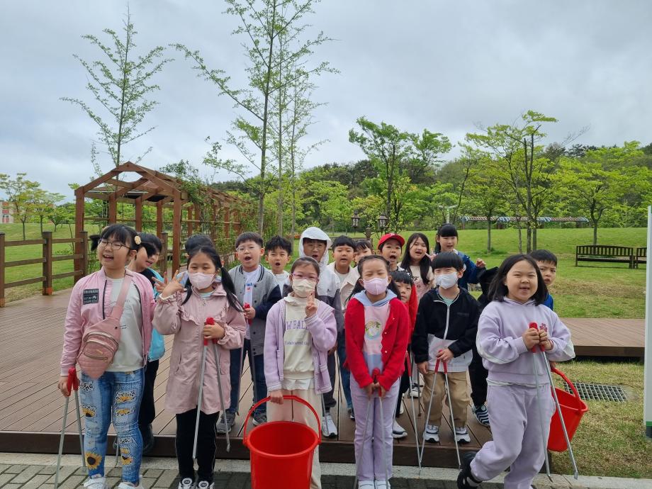 20240424 [SOS! 바다생물을 구해줘]_익산 이리고현초 이미지