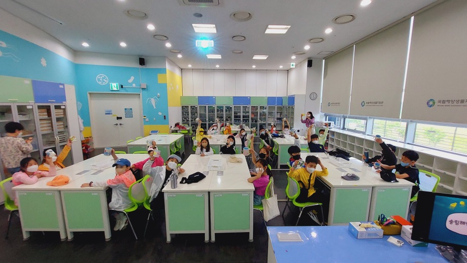 20220513 SOS! 바다생물을 구해줘_군산아리울초(교육실1) 이미지