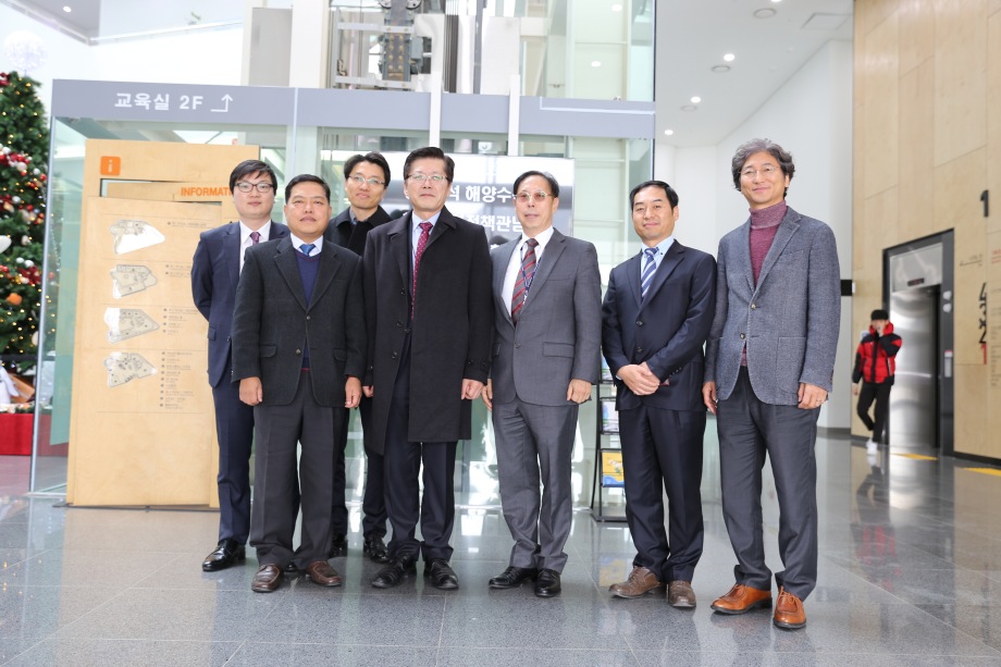 해양환경정책관 강용석 국장 방문 이미지