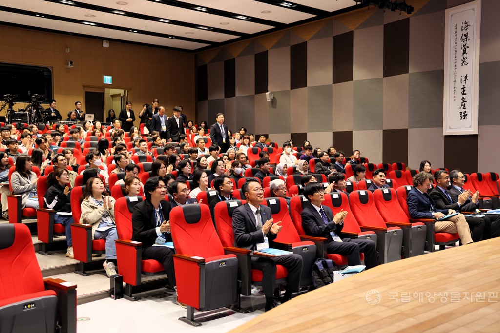 개관 10주년 기념 국제심포지엄 개최 사진