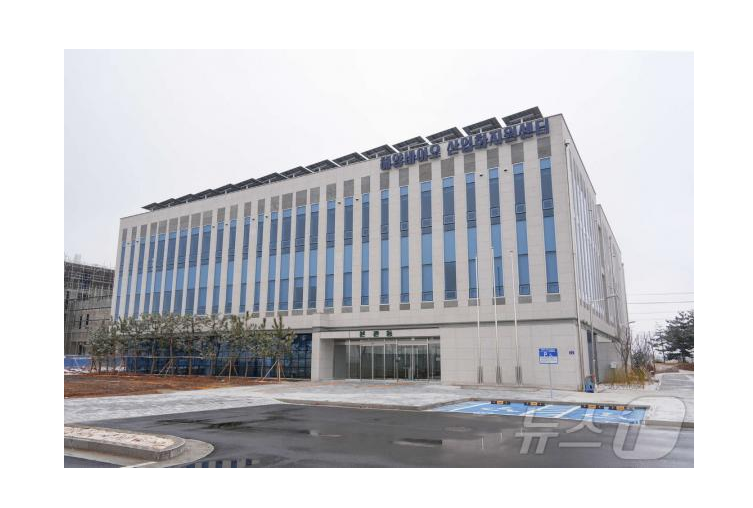 충남 서천에 들어선 해양바이오 산업화 지원센터 입주기업 모집 대표 이미지